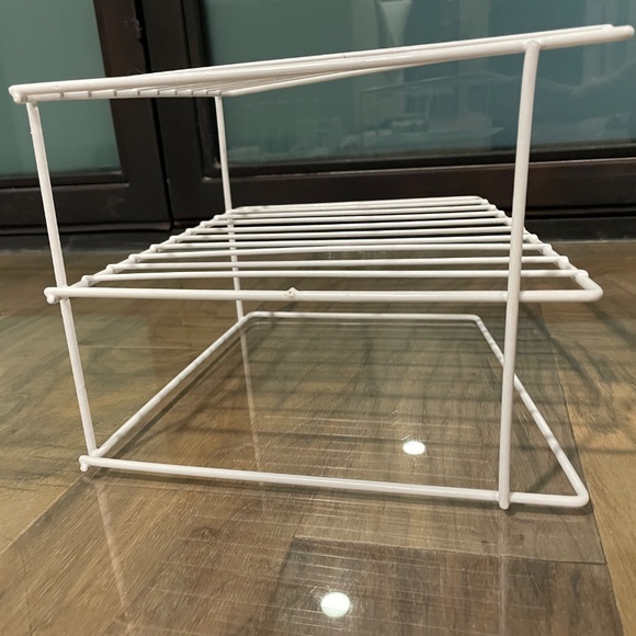 New Cupboard Plate Organizer - Picture 5 of 6